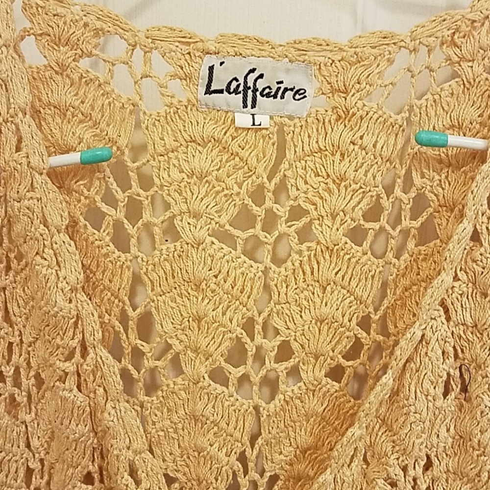 Vest - Picture 2 of 4
